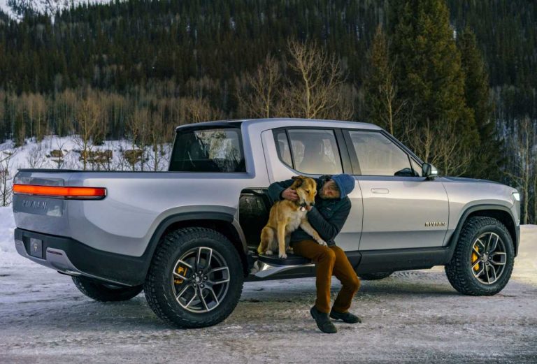 Rivian is the first 4x4 Electric OffRoad Car VOLTPOT®