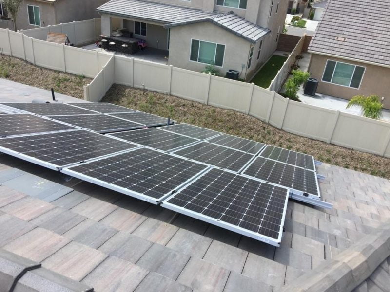 qhi roof solar panels